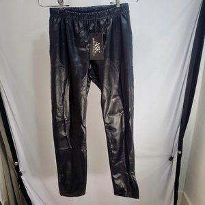 A&K MADRIGALES Woman's Pleather pull on pants. Sz. 5, 28.5" inseam New with Tags